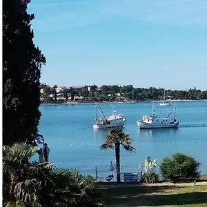 https://apartment-angelina-50m-from-the-beach-with-free-parking.in-istria.net